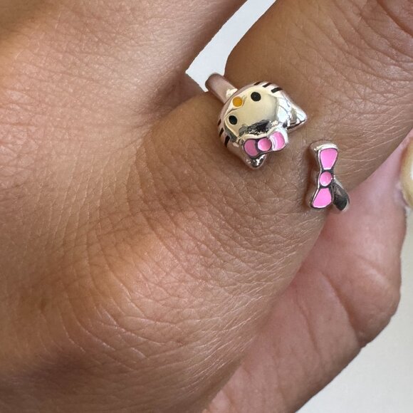 925 Sterling Silver Hello Kitty Adjustable Ring - Picture 4 of 9